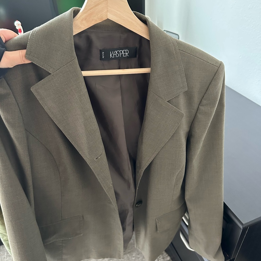 Kasper Women's Olive Blazer